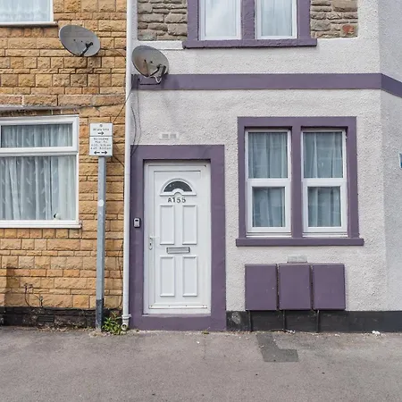 Apartment Perfect 1 Bedroom In Whitehall,